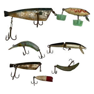 Lot of 7 Assorted Fishing lure Cut Joint Bait Wooden Crankbait Vintage